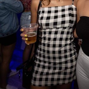 Forever 21 black and white mini dress